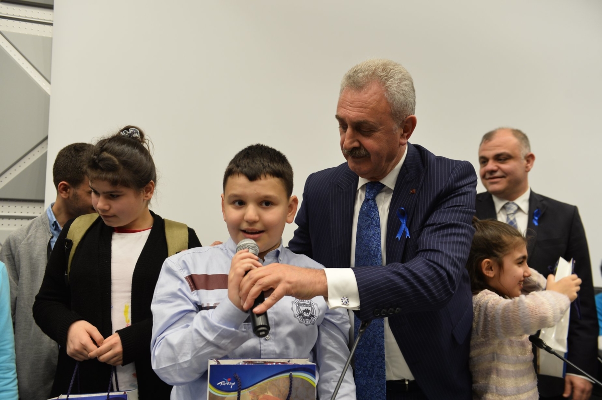 2 Nisan Otizm Farkındalık Günü Resim Sergisi 