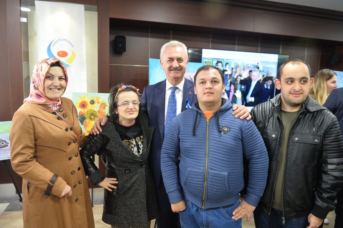 2 Nisan Otizm Farkındalık Günü Resim Sergisi 