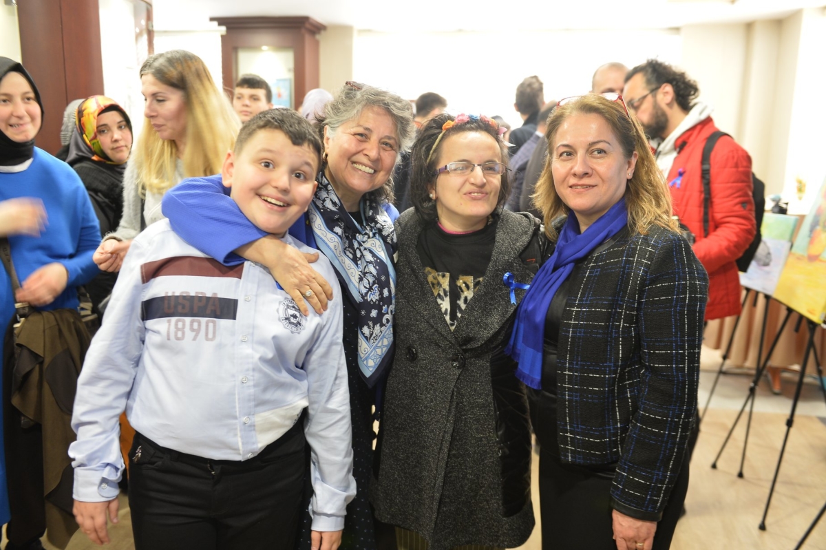 2 Nisan Otizm Farkındalık Günü Resim Sergisi 