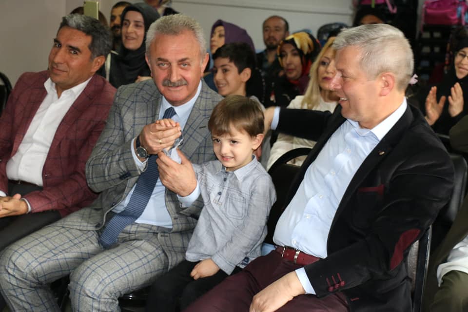 Gebze Atatürk İlköğretim Okulu öğrencilerinin Yazar Olma Yolunda adlı proje tanıtımı programı