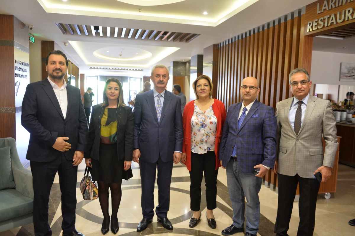 Kocaeli Mali Müşavirler Derneği ve Gebze temsilciliği ile mesleki sorunlar ve çözüm önerilerilerine yönelik ortaklaşa düzenlemiş olduğumuz istişare toplantısı