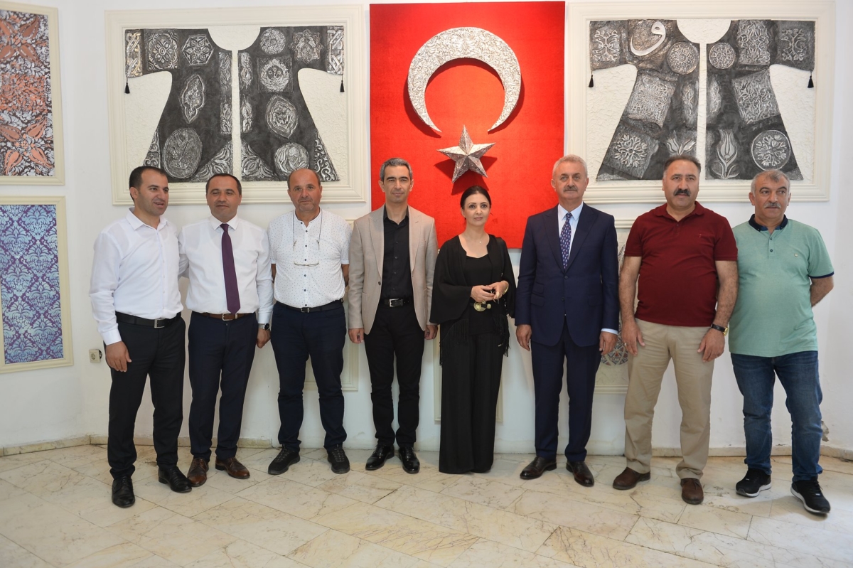 Gebze Anibal Anadolu Lisesi öğrencilerinin Görsel Sanatlar Sergisi