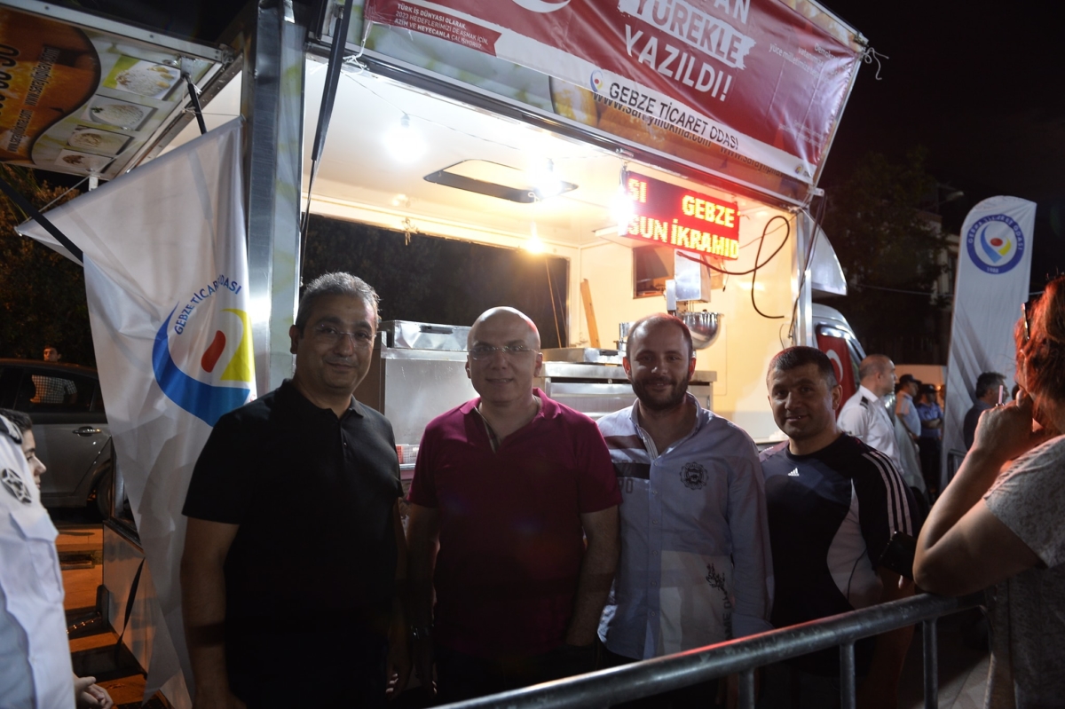 Tüm şehitlerimize, gazilerimize ve milletimize saygı ve minnetle...