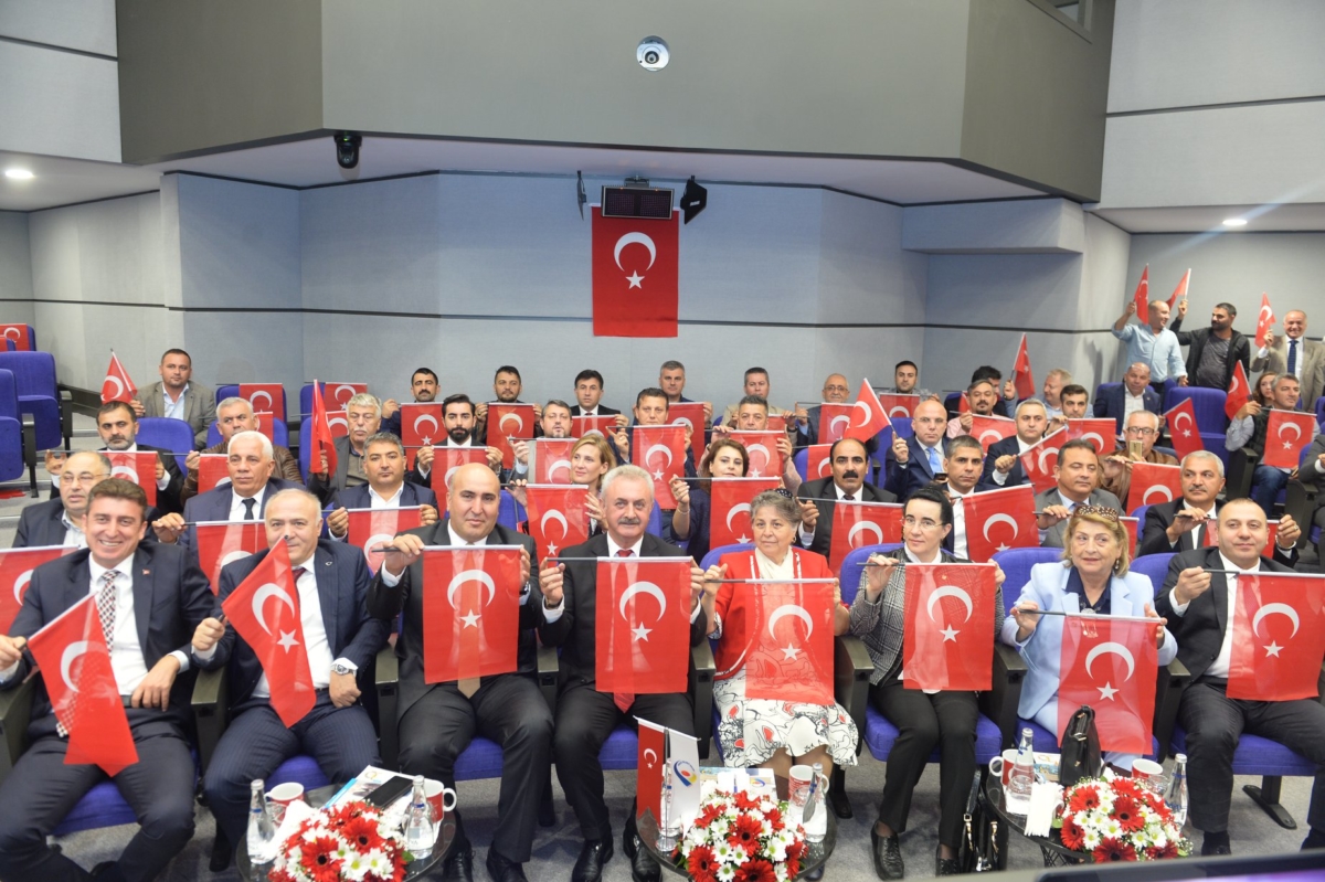 81 İl’de tüm Odalar ve Borsalarla birlikte eş zamanlı olarak Barış Pınarı Harekatı’na destek amacıyla basın toplantımızı gerçekleştirdik.