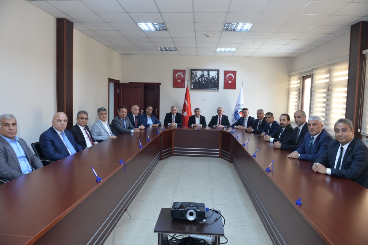 Dilovası Belediye Başkanı Hamza ŞAYİR’e makamında ziyaret gerçekleştirdik
