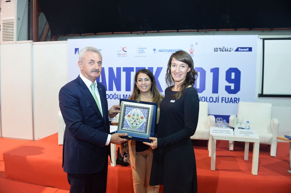 SANTEK 2019 Sanayi ve Teknoloji Fuarı İlham Veren Kadın Girişimciler paneli