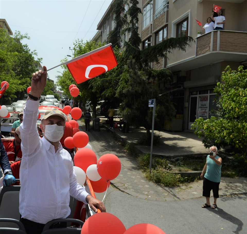 19 Mayıs Atatürk ü Anma Gençlik ve Spor Bayramında coşkumuzu bizlere balkonlarından eşlik eden Gebze Çayırova Dilovası ve Darıca halkımızla paylaştık