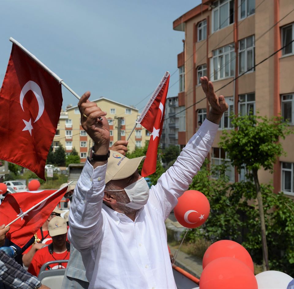 19 Mayıs Atatürk ü Anma Gençlik ve Spor Bayramında coşkumuzu bizlere balkonlarından eşlik eden Gebze Çayırova Dilovası ve Darıca halkımızla paylaştık