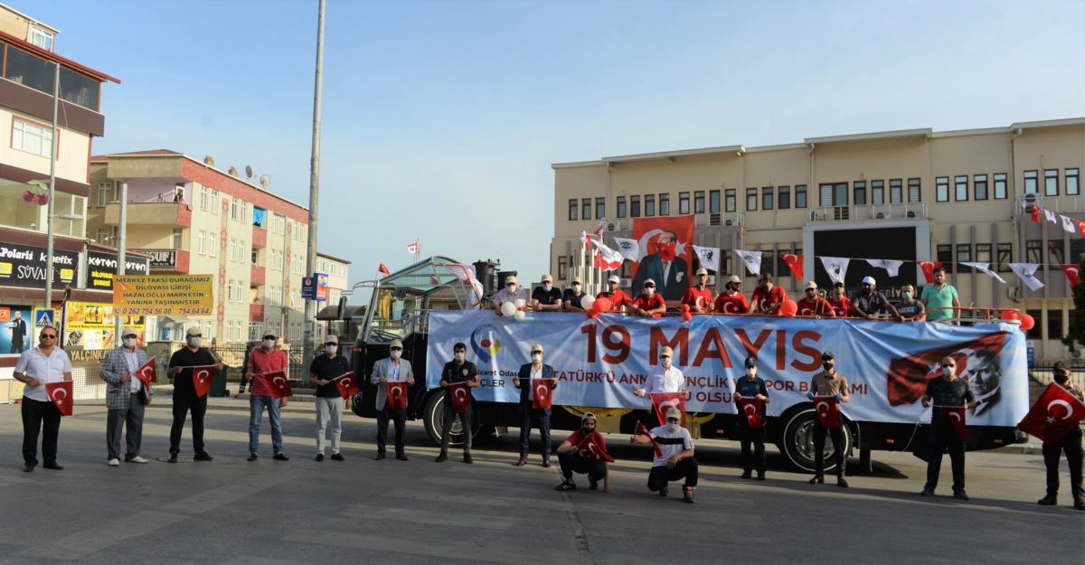 19 Mayıs Atatürk ü Anma Gençlik ve Spor Bayramında coşkumuzu bizlere balkonlarından eşlik eden Gebze Çayırova Dilovası ve Darıca halkımızla paylaştık
