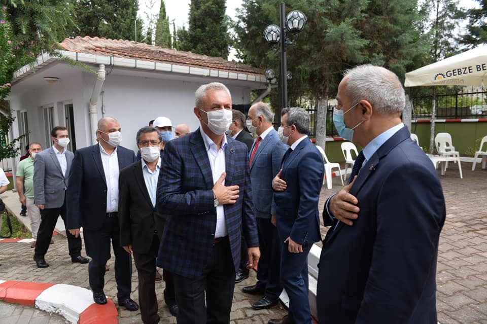 Şehitlik ziyareti